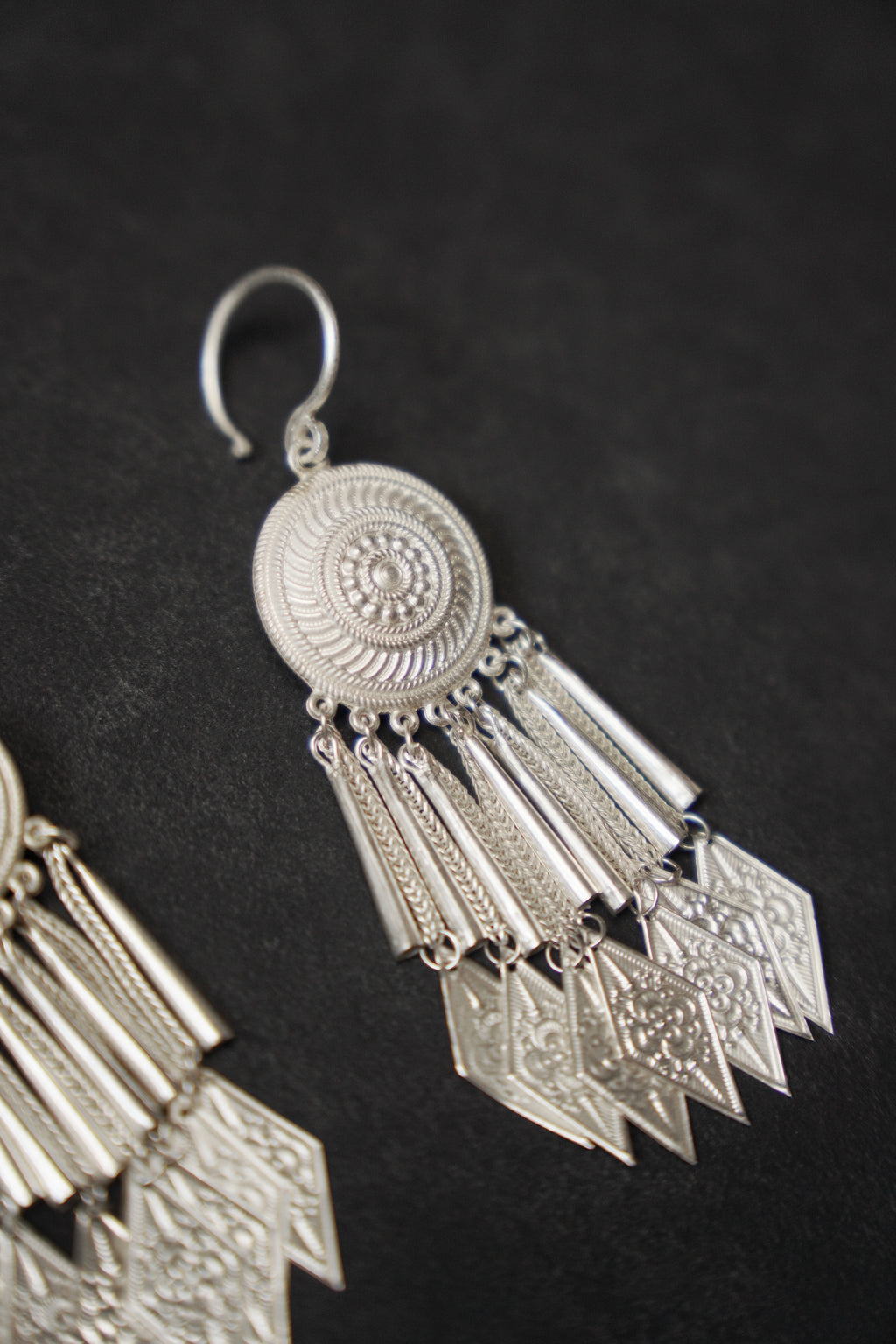 Yi Sun Disc Floral Fringe Silver Earrings